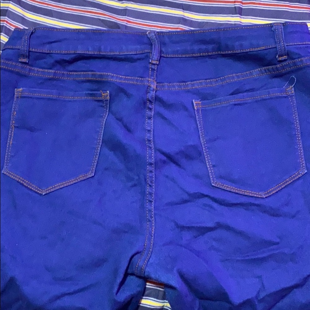Jeans - Picture 4 of 4